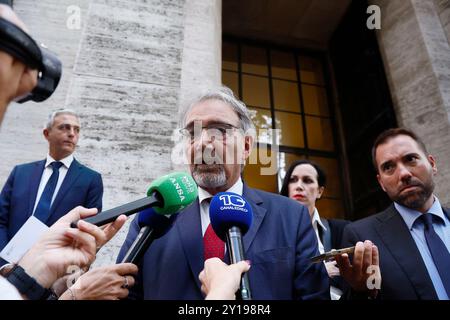 Roma, Italie. 05th Sep, 2024. Il presidente della Regione Francesco Rocca incontra il Ministro Adolfo Urso al Minstero per le Imprese ed il Made in Italy per un tavolo sulla Fondazione Santa Lucia Roma, Italia Ñ Gioved“ 05 Settembre 2024 - Cronaca - (foto di Cecilia Fabiano/LaPresse) le Président de la région Francesco Rocca rencontre le Ministre Adolfo Urso au Ministère des Affaires et Made in Italy pour une discussion sur la Fondation Santa Rome, 05 septembre septembre 2024 - nouvelles - (photo de Cecilia Fabiano/LaPresse) crédit : LaPresse/Alamy Live News Banque D'Images