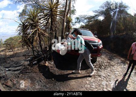 FEU DE LA VALLÉE DE NAYON Quito, jeudi 5 septembre 2024 feu dans la vallée de Tumbaco, Nayon photos API Rolando Enriquez Quito Pichincha Ecuador dis NAYON FEU 4e83f6bac8d01fa02846c4672f8e8d2 Copyright : xROLANDOxENRIQUEZx Banque D'Images