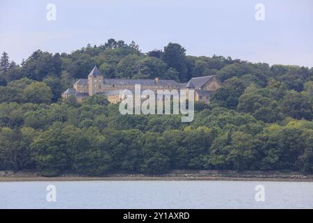 Abbaye Saint Guenole, Landevennec, Baie de Rade de Brest, Finistère Penn-Ar-Bed Department, Bretagne Breizh region. France Banque D'Images