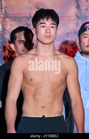 Denver, Colorado, États-Unis. 05th Sep, 2024. Adrian Lee, combattant du MMA, pose lors de la cérémonie de pesée et de confrontation pour le Championnat One 168, à l'hôtel Sheraton de Denver, DANS LE COLORADO. Photo de Kevin Langley/Sports South Media/CSM/Alamy Live News Banque D'Images