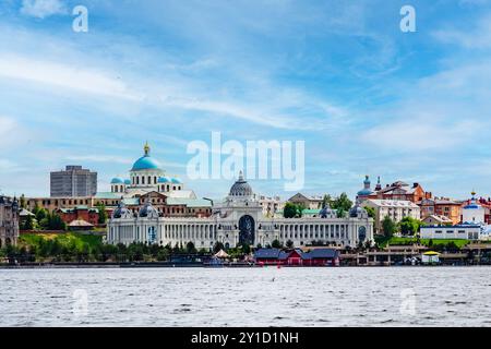 Panorama du Kremlin de Kazan, Russie. Le panorama montre au Kremlin : Palais présidentiel, Tour Soyembika, Cathédrale de l'Annonciation, Mosquée Qolsharif o Banque D'Images