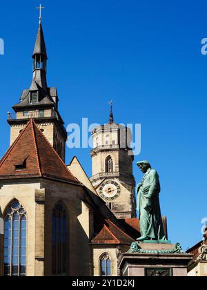 Le Mémorial Stiftskirche et Schiller à Schillerplatz Stuttgart Baden Württemberg Allemagne Banque D'Images