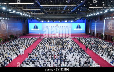 Pékin, Chine. 6 septembre 2024. La cérémonie d'ouverture de la huitième Conférence des entrepreneurs chinois et africains a lieu au Centre national des congrès de Chine à Pékin, capitale de la Chine, le 6 septembre 2024. Crédit : Chen Yehua/Xinhua/Alamy Live News Banque D'Images