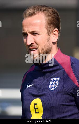 Burton upon Trent, Royaume-Uni. 06 septembre 2024. L'attaquant de l'Angleterre Harry Kane lors de la session d'entraînement de l'Angleterre avant le match de la République d'Irlande à George's Park, Burton upon Trent, Angleterre, Royaume-Uni le 6 septembre 2024 crédit : Every second Media/Alamy Live News Banque D'Images