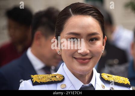 Bangkok, Thaïlande. 06 septembre 2024. Le premier ministre thaïlandais Paetongtarn Shinawatra arrive à la maison du gouvernement pour la cérémonie de serment royal des nouveaux membres du cabinet à Bangkok. Crédit : SOPA images Limited/Alamy Live News Banque D'Images