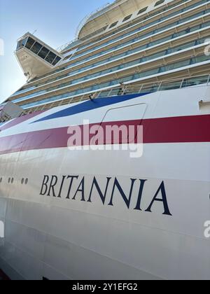 Côté port du paquebot de croisière P&O Britannia. Banque D'Images