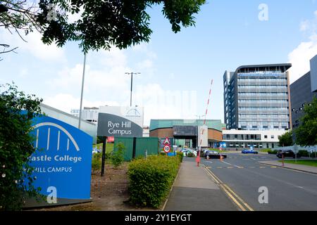 Newcastle UK : 8 juin 2024 : Newcastle College Rye Hill Campus Banque D'Images