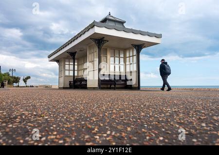 Pavillon de places publiques sur Worthing Searfont, Royaume-Uni Banque D'Images