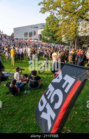 Protestations contre un soi-disant dialogue citoyen de l'AFD à la Philharmonie d'Essen, les employés du Théâtre d'Essen et de la Philharmonie ont appelé Banque D'Images