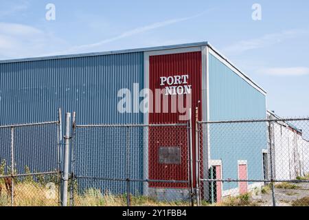 U manquant sur le panneau Port Union sur un bâtiment à Terre-Neuve-et-Labrador, Canada Banque D'Images