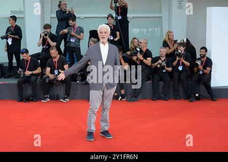 Venise Lido, Italie. 06 septembre 2024. Michele Placido assiste au tapis rouge du film 'Kjaerlighet (amour)' au 81ème Festival du film de Venise dans le Lido de Venise. Crédit : SOPA images Limited/Alamy Live News Banque D'Images