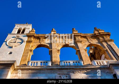 Vue du Palazzo del Sedile, Bari, Italie Banque D'Images