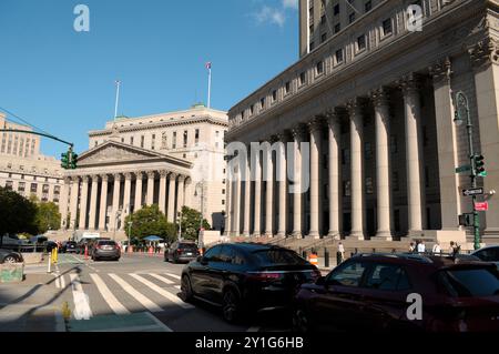 New York, États-Unis. 05th Sep, 2024. Le Thurgood Marshall United States Courthouse, à droite, et la Cour suprême du comté de New York, à gauche, sont vus dans le centre de Manhattan, New York City. Crédit : SOPA images Limited/Alamy Live News Banque D'Images