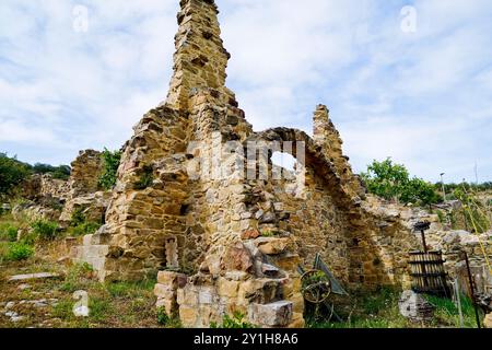 Vieux Campomaggiore, village fantôme, Potenza, Basilicate, Italie Banque D'Images