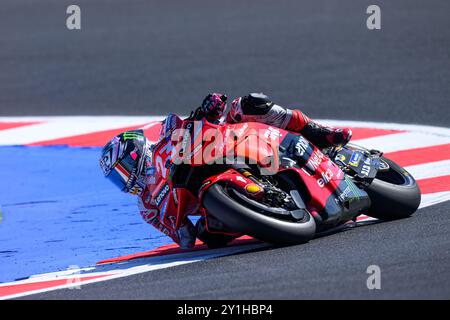 Misano Adriatico, Italie. 7 septembre 2024. Enea BASTIANINI (ITA) - Ducati Lenovo Team au virage 14 lors de la session qualificative du MotoGP Gran Premio Red Bull di San Marino 2024 à Misano Adriatico (Italie), 13ème manche du Championnat du monde MotoGP 2024. Crédit : Riccardo Righetti/Alamy Live News Banque D'Images