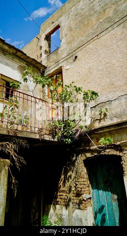 Alianello, village fantôme, Matera, Basilicate, Italie Banque D'Images