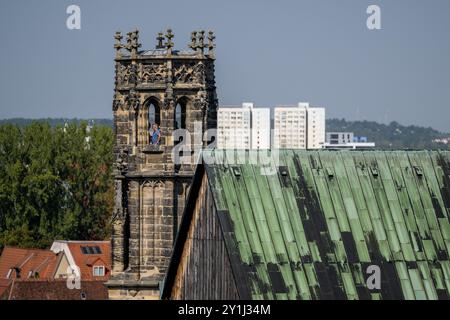 Erfurt, Allemagne. 07 septembre 2024. Visiteurs dans la tour du Barfüßerkirche. L'événement 'Erfordia turrita' voit dix tours d'église à Erfurt ouvrir leurs portes. Crédit : Jacob Schröter/dpa/Alamy Live News Banque D'Images