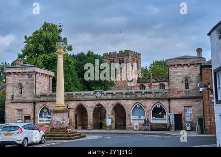 Cloîtres, à l'extrémité basse de Boroughgate, Appleby-in-Westmorland, Cumbria Banque D'Images