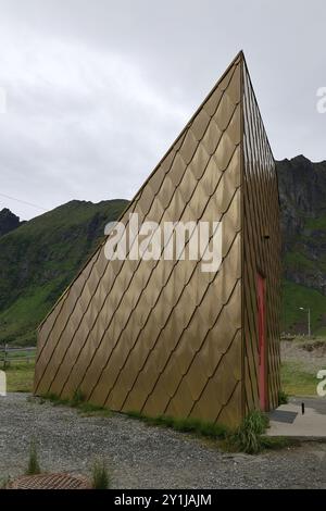 Les toilettes dorées-Gullsdassen sur la route panoramique Senja - Norvège Banque D'Images