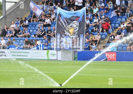 Vue générale à l'intérieur du stade pendant le match de Sky Bet League 2 entre Colchester United et Bromley au Weston Homes Community Stadium, Colchester le samedi 7 septembre 2024. (Photo : Kevin Hodgson | mi News) crédit : MI News & Sport /Alamy Live News Banque D'Images