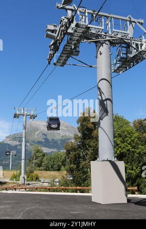 Télé-abine et pylône. Ascenseur le Valléen. Aiguilles de Warens. Saint-Gervais-les-bains. Haute-Savoie. Auvergne-Rhône-Alpes. France. Europe. Banque D'Images