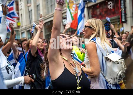 Nova Party devant l'ambassade d'Israël à Londres organisé par Stop the Hate Campaign, Londres, Angleterre, Royaume-Uni, 7 septembre 2024 Banque D'Images