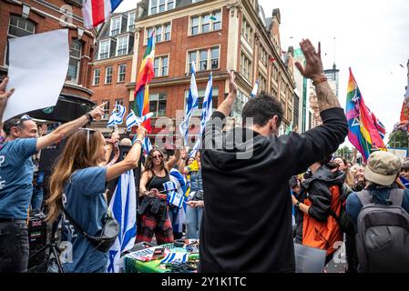 Nova Party devant l'ambassade d'Israël à Londres organisé par Stop the Hate Campaign, Londres, Angleterre, Royaume-Uni, 7 septembre 2024 Banque D'Images