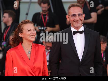 Venise, Italie. 07 septembre 2024. VENISE, ITALIE - 07 SEPTEMBRE : les invités assistent à la cérémonie de clôture tapis rouge lors du 81e Festival international du film de Venise au Palazzo del Cinema le 07 septembre 2024 à Venise, Italie crédit : Matteo Chinellato/Alamy Live News Banque D'Images