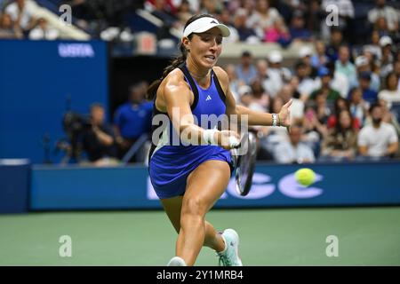 New York, États-Unis. 7 septembre 2024. Jessica Pegula participe à la finale féminine en simple entre Aryna Sabalenka, de Biélorussie, et Jessica Pegula, des États-Unis, aux championnats de tennis de l'US Open 2024 à New York, États-Unis, le 7 septembre 2024. Crédit : Li Rui/Xinhua/Alamy Live News Banque D'Images