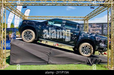 Camion Ford F-150 à gagner dans un tirage au sort sur un stand à l'événement de nourriture Champions Burger Magdalena Gardens Santander Cantabria Espagne Banque D'Images