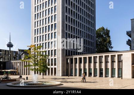 Le Quartier Gerling, l'ancien quartier général de l'assurance Gerling group a été converti en un quartier résidentiel et complexe de bureaux, Cologne, Banque D'Images