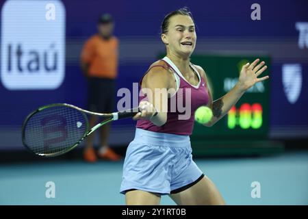 MIAMI GARDENS, FLORIDE - 24 MARS : Aryna Sabalenka au stade Hard Rock sur 24 mars 2023 dans les jardins de Miami, Floride. Personnes: Aryna Sabalenka crédit: Storms Media Group/Alamy Live News Banque D'Images