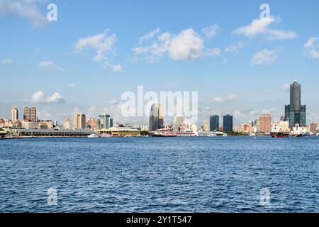 Superbe horizon de Kaohsiung, Taiwan. 85 Sky Tower Banque D'Images