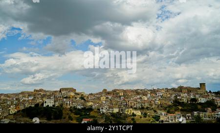 Panorama du village médiéval de Tricarico, Matera, Basilicate, Italie Banque D'Images
