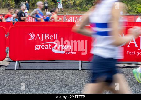 Newcastle, Royaume-Uni, 8 septembre 2024, départ de l'AJ Bell Great North Run 2024, crédit : Aaron Badkin/Alamy Live News Banque D'Images