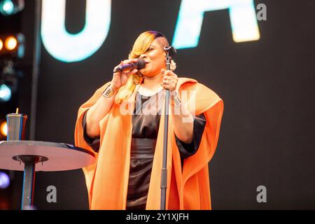 Preston, Angleterre, 8 septembre 2024. Gabrielle joue sur la scène principale à BBC Radio 2 dans le parc de Preston. Crédit : Izzy Clayton/Alamy Live News Banque D'Images