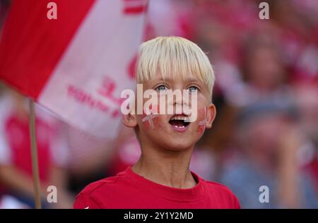 Parken, Copenhague, Danemark. 08 septembre 2024. Fans danois lors d'un match de l'UEFA Nations League, Danemark vs Serbie, à Parken, Copenhague, Danemark. Ulrik Pedersen/CSM/Alamy Live News Banque D'Images