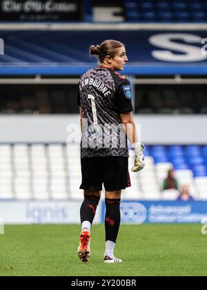 Birmingham, Royaume-Uni. 08 septembre 2024. Birmingham, Angleterre, 8 septembre 2024 : le gardien demi Lambourne (1 Sunderland) en action lors du match de football Barclays Womens Championship entre Birmingham City et Sunderland à St Andrews à Birmingham, Angleterre (Natalie Mincher/SPP) crédit : SPP Sport Press photo. /Alamy Live News Banque D'Images