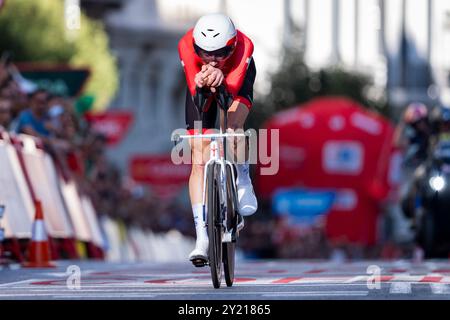 Madrid, Madrid, Espagne. 8 septembre 2024. Stefan Kung de Suisse et Team Groupama-FDJ sprints lors du contre-la-montre individuel du 79e Tour d'Espagne 2024 - étape 21 le 8 septembre 2024 à Madrid, Espagne. (Crédit image : © Alberto Gardin/ZUMA Press Wire) USAGE ÉDITORIAL SEULEMENT! Non destiné à UN USAGE commercial ! Crédit : ZUMA Press, Inc/Alamy Live News Banque D'Images