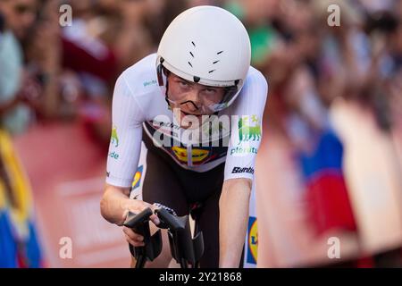 Madrid, Madrid, Espagne. 8 septembre 2024. Mattias Skjelmose Jensen du Danemark et Team Lidl Trek sprints lors du contre-la-montre individuel du 79e Tour d'Espagne 2024 - étape 21 le 8 septembre 2024 à Madrid, Espagne. (Crédit image : © Alberto Gardin/ZUMA Press Wire) USAGE ÉDITORIAL SEULEMENT! Non destiné à UN USAGE commercial ! Crédit : ZUMA Press, Inc/Alamy Live News Banque D'Images