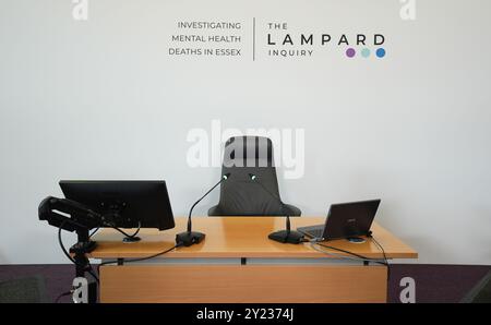 Une vue générale de la salle d'audience Lampard Inquiry, au Centre civique de Chelmsford, avant le début des audiences sur les décès de malades mentaux hospitalisés dans l'Essex. L’enquête enquêtera sur les décès de personnes qui recevaient des soins hospitaliers pour santé mentale dans l’Essex entre le 1er janvier 2000 et décembre 31 2023. Date de la photo : vendredi 6 septembre 2024. Banque D'Images