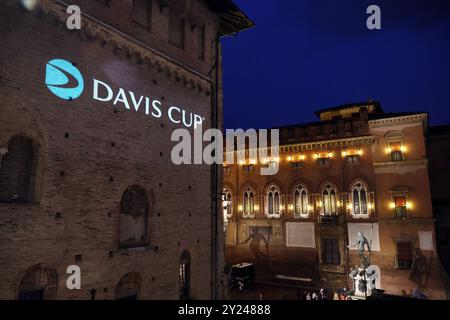 Bologne, Italie. 09th Sep, 2024. Bologna, Italia - Cronaca - 8 Settembre 2024 - serata di gala per inizio turno della Coppa Davis di tennis in programma all'Unipol Arena - (photo Michele Nucci/LaPresse) Actualités - Bologna, Italie - 08 septembre 2024 - soirée de gala pour le début de la manche de tennis de la Coupe Davis prévue à Unipol Arena - (photo Michele Nucci/LaPresse) crédit : LaPresse/Alamy Live News Banque D'Images