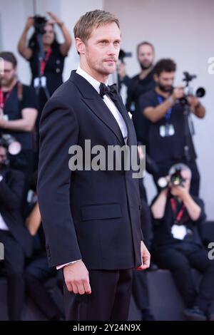 News - 2024 cérémonie de clôture tapis rouge - le 81ème Festival International du film de Venise Alexander Skarsgard assiste à la cérémonie de clôture tapis rouge lors du 81ème Festival International du film de Venise au Palazzo del Cinema le 07 septembre 2024 à Venise, Italie. Photo : Cinzia Camela. Lido di Venezia Palazzo del Cinema Italy Copyright : xCinziaxCamelax/xLiveMediax LPN 1509829 Banque D'Images