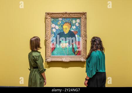 National Gallery, Londres, Royaume-Uni. 09th Sep, 2024. La première exposition de la Galerie nationale Alyscamps 1888he consacrée à Vincent van Gogh (1853-1890) sera la première jamais consacrée aux transformations imaginatives de l'artiste. Plus de 50 œuvres prêtées par des musées et des collections privées du monde entier.14 septembre 2024 - 19 janvier 2025.Paul Quezada-Neiman/Alamy Live News ff Credit : Paul Quezada-Neiman/Alamy Live News Banque D'Images