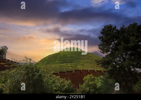 Kosciuszko Mound est un monticule artificiel situé à Cracovie, en Pologne. Banque D'Images