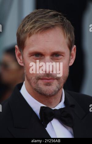 Mostra del Cinema Venezia 2024. 81 Festival du film de Venise Italie. Filmfestival Venedig, Italien. Cérémonie de clôture. Alexander Skarsgard assiste au tapis rouge *** Mostra del Cinema Venezia 2024 81 Festival du film de Venise Italie Filmfestival Venise, Italie cérémonie de clôture Alexander Skarsgard assiste au tapis rouge Banque D'Images