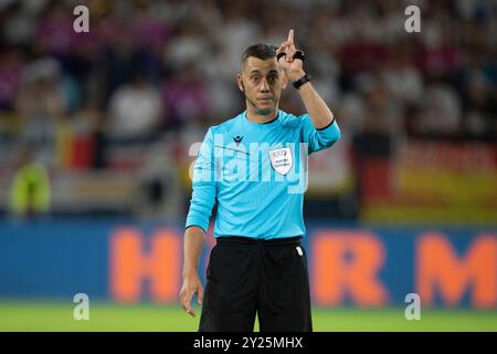 Arbitre Clement TURPIN (FRA), geste, gesticulates, Ligue des Nations de Football Allemagne (GER) - Hongrie (HUN) 5-0 le 7 septembre 2024 à Duesseldorf, Banque D'Images