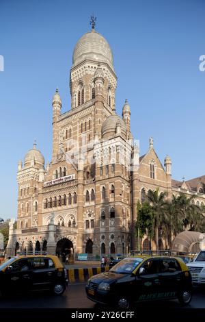 Inde, Mumbai, Bombay Municipal Corporation siège près du Chatrapati Shivaji Terminus. Banque D'Images