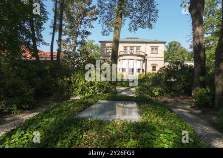 Grabstätte Richard Wagner Grab und Cosima Wagner Bayreuth Allemagne Europe Wagners Villa Wahnfried Maison arrière-plan Banque D'Images