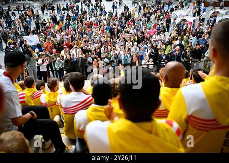 Bruxelles, Belgique. 09th Sep, 2024. L'équipe paralympique belge et son personnel photographiés lors d'une cérémonie en l'honneur des athlètes qui ont participé aux Jeux paralympiques d'été 2024, le lundi 09 septembre 2024 à la Bourse - Beurs dans le centre-ville de Bruxelles. La Belgique a remporté 14 médailles, dont 7 d'or, aux 17e Jeux paralympiques, qui se sont déroulés du 28 août au 8 septembre 2024 à Paris. BELGA PHOTO JASPER JACOBS crédit : Belga News Agency/Alamy Live News Banque D'Images